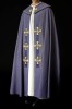 Kapa liturgiczna fioletowa z haftowanymi krzyżami - S-3068-03-70 – widok główny