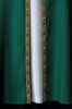 Kapa liturgiczna zielona z haftem IHS - S-3067-01-70 – detal kołnierza