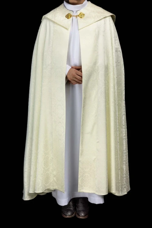 Kapa liturgiczna ecru z żakardu z motywem kwiatowym – widok główny