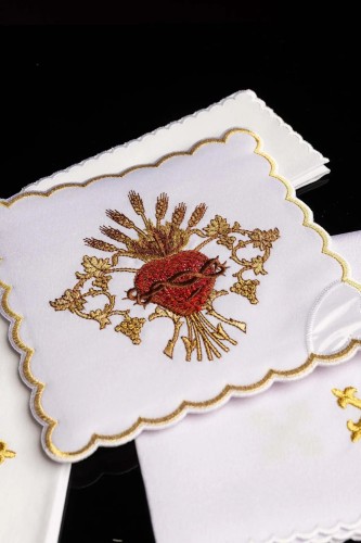 Bawełniany komplet bielizny kielichowej z Najświętszym Sercem Jezusa – widok główny