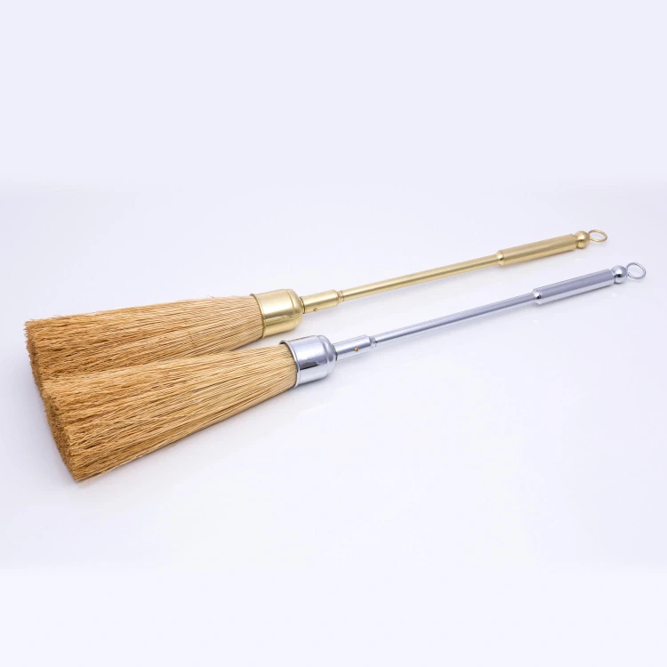 Duże kropidło chromowane do kościoła 68 cm – ujęcie 2