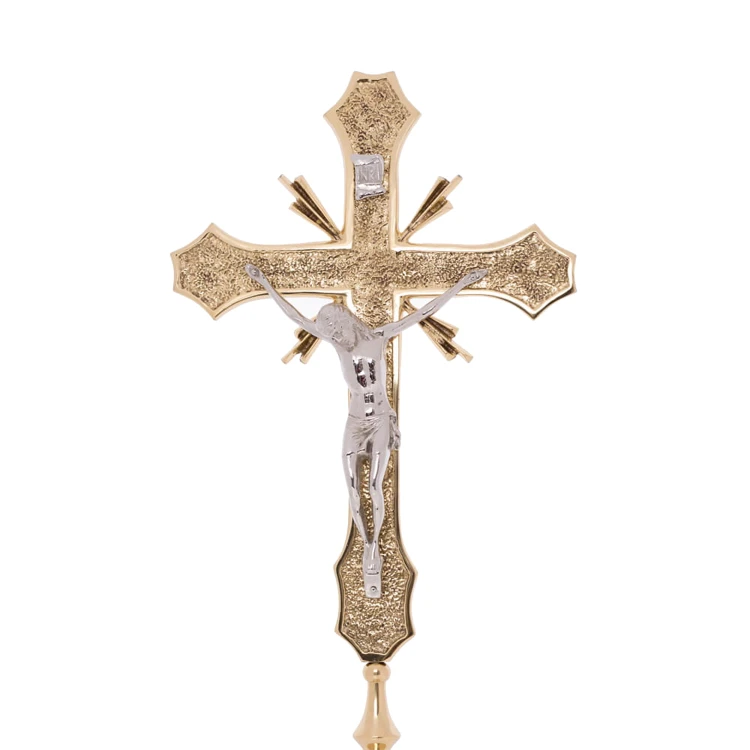 Krzyż procesyjny mosiężny 217 cm – ujęcie 2