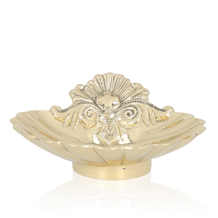 Mosiężna muszla św. Jakuba na wodę święconą 17 × 12 cm – ujęcie 2