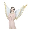 Modlący się anioł Favola 18 cm - figurka różowa - zbliżenie złożonych dłoni
