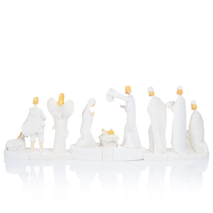 Szopka Bianco 32 x 11 cm - biała i podświetlana - ujęcie 2