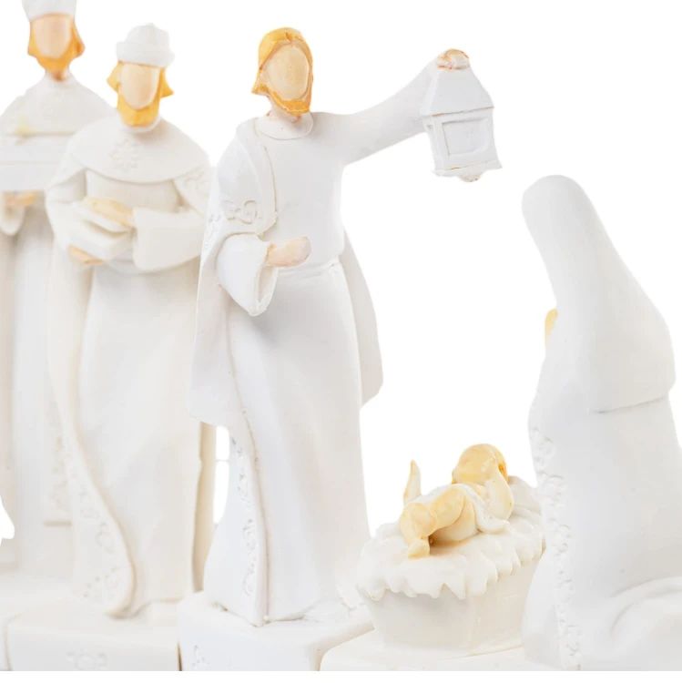 Szopka Bianco 32 x 11 cm - biała i podświetlana - ujęcie 3