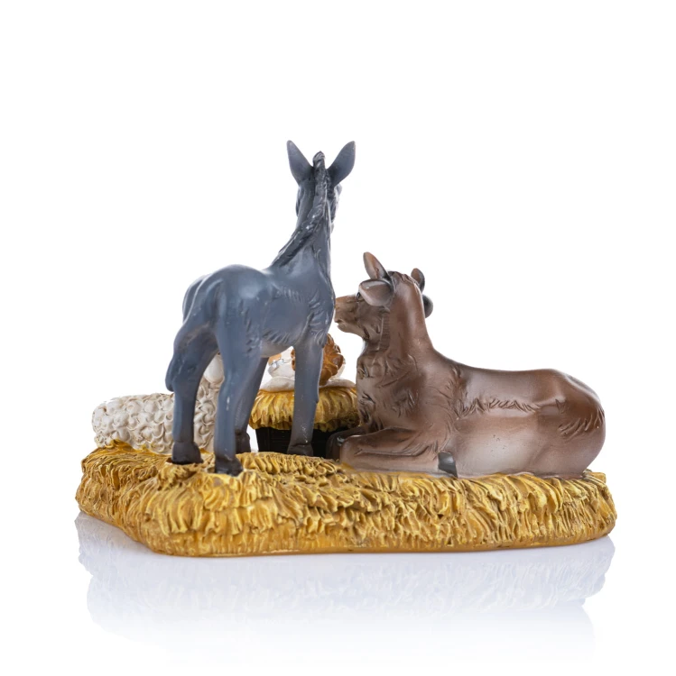 Dzieciątko Jezus ze zwierzętami Classic 10 cm - ujęcie 2