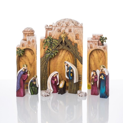Szopka Decorato 17 cm - scena na tle miasta - ujęcie 2