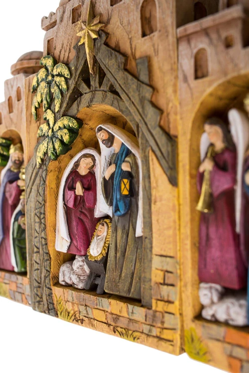 Szopka Decorato 17 cm - scena na tle miasta - ujęcie 3
