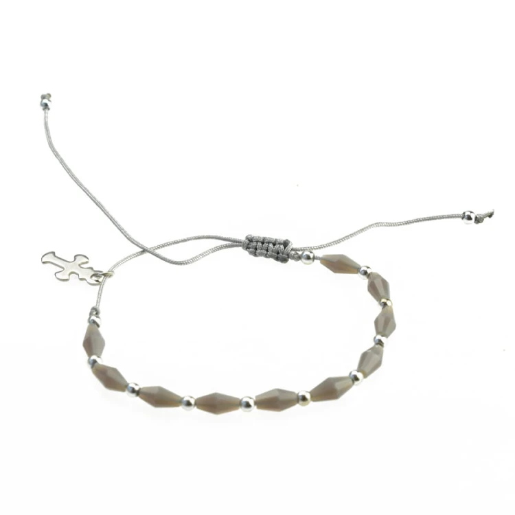 Delikatna dziesiątka różańca z krzyżem na rękę