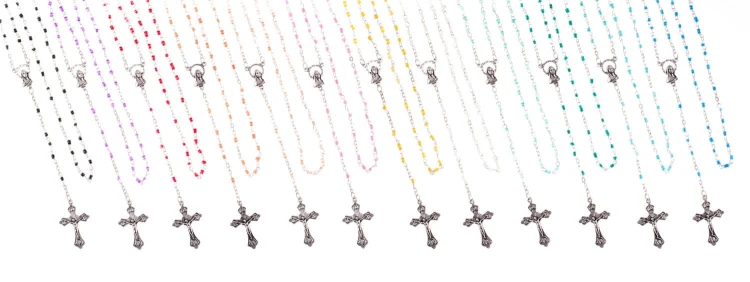 Mini różaniec szklany w plastikowym pudełku