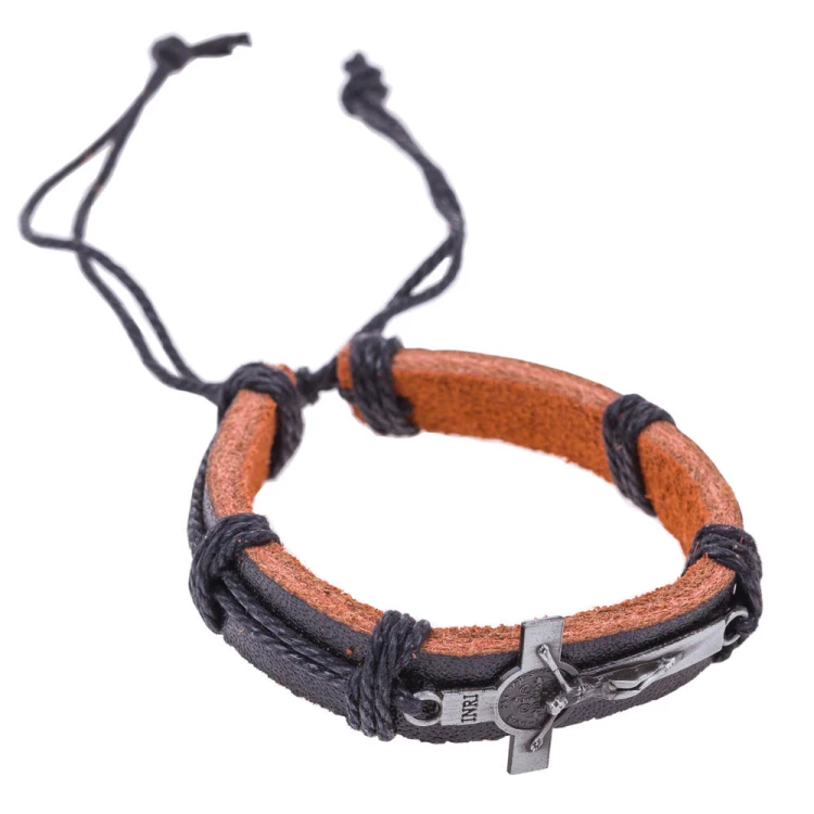 Bransoletka skórzana z krzyżykiem św. Benedykta.jpg