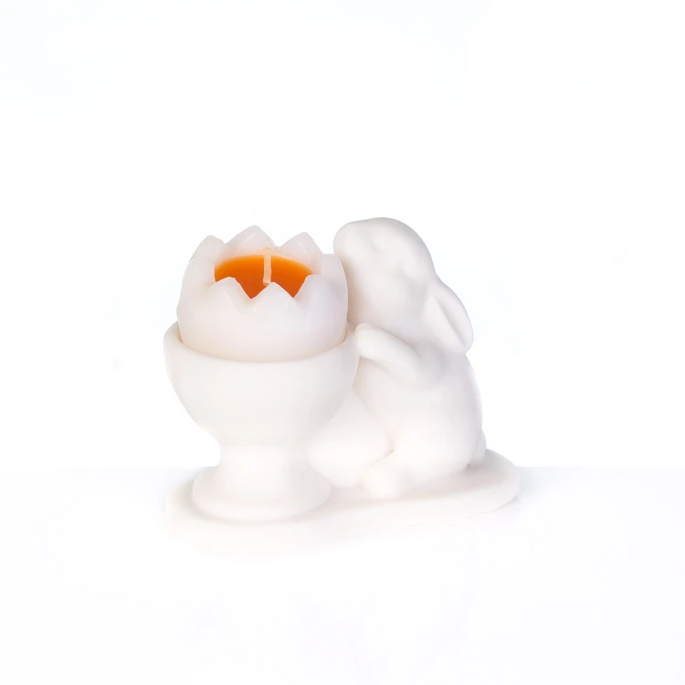 Zajączek wielkanocny ze świeczką