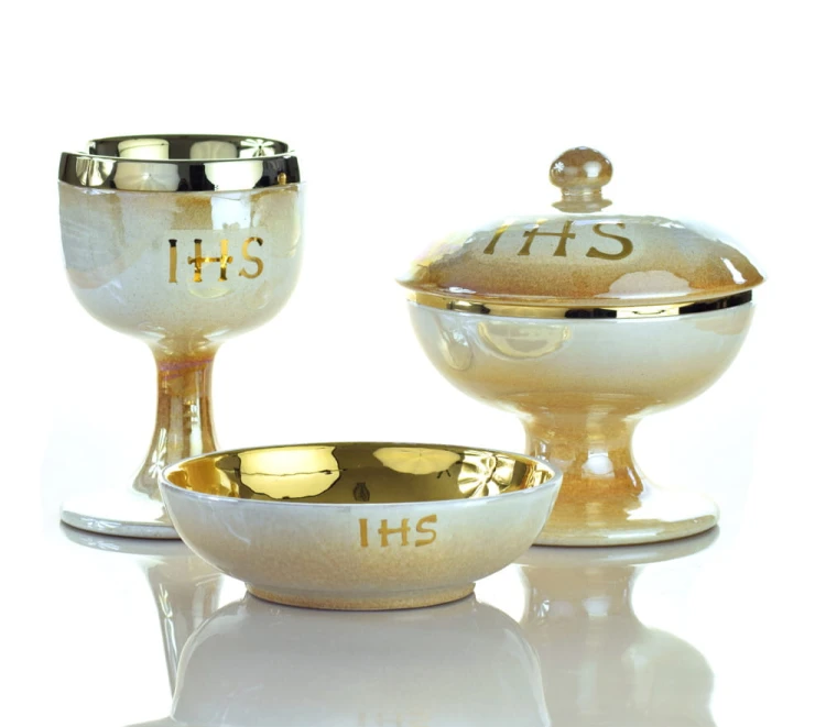 Zestaw liturgiczny, ceramika włoska, Iris9.JPG