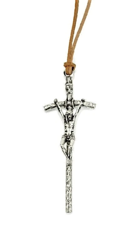 Metalowy krzyż papieski, srebrny