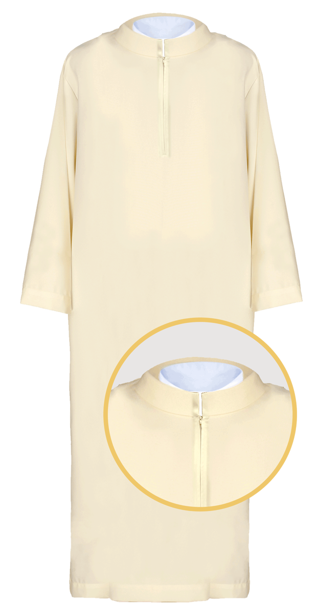 Alba kapłańska ecru zapinana z przodu.