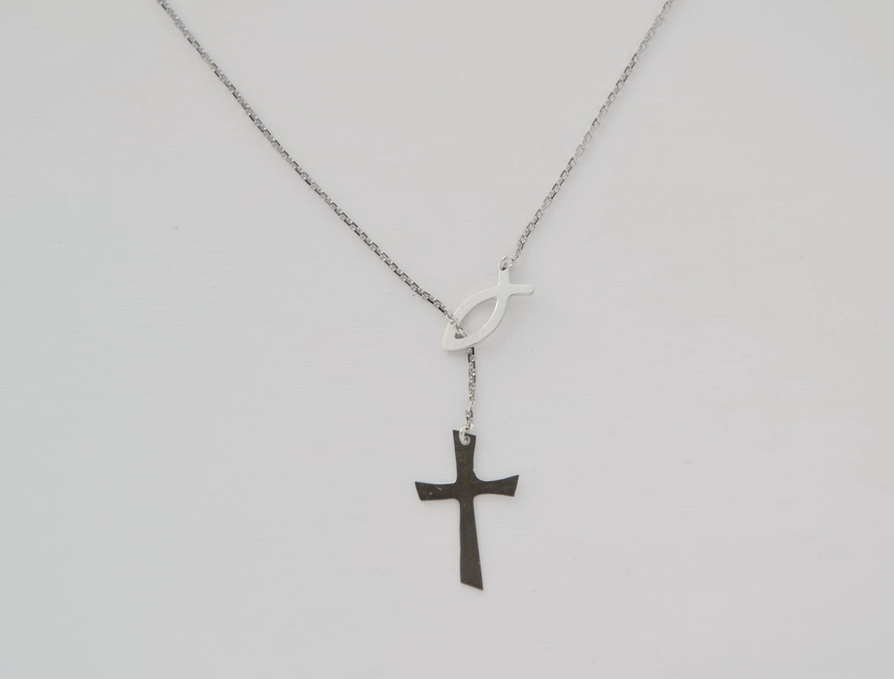 Silver chain celebrity with charms Cross and a Fish