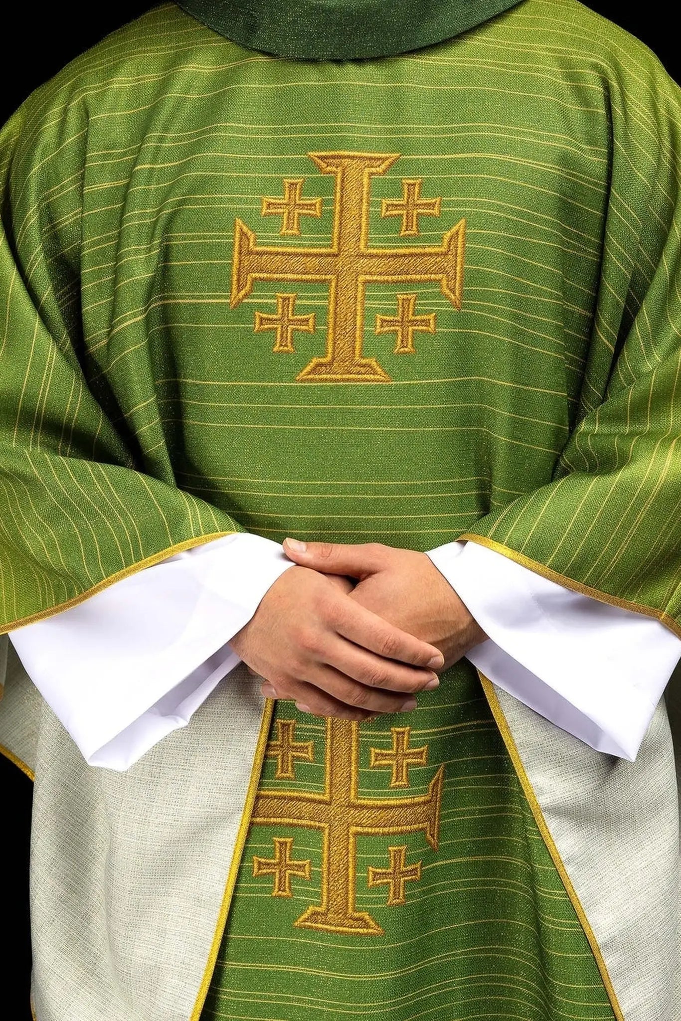 Ornat zielony z nadrukiem krzyża jerozolimskiego – zdjęcie 1