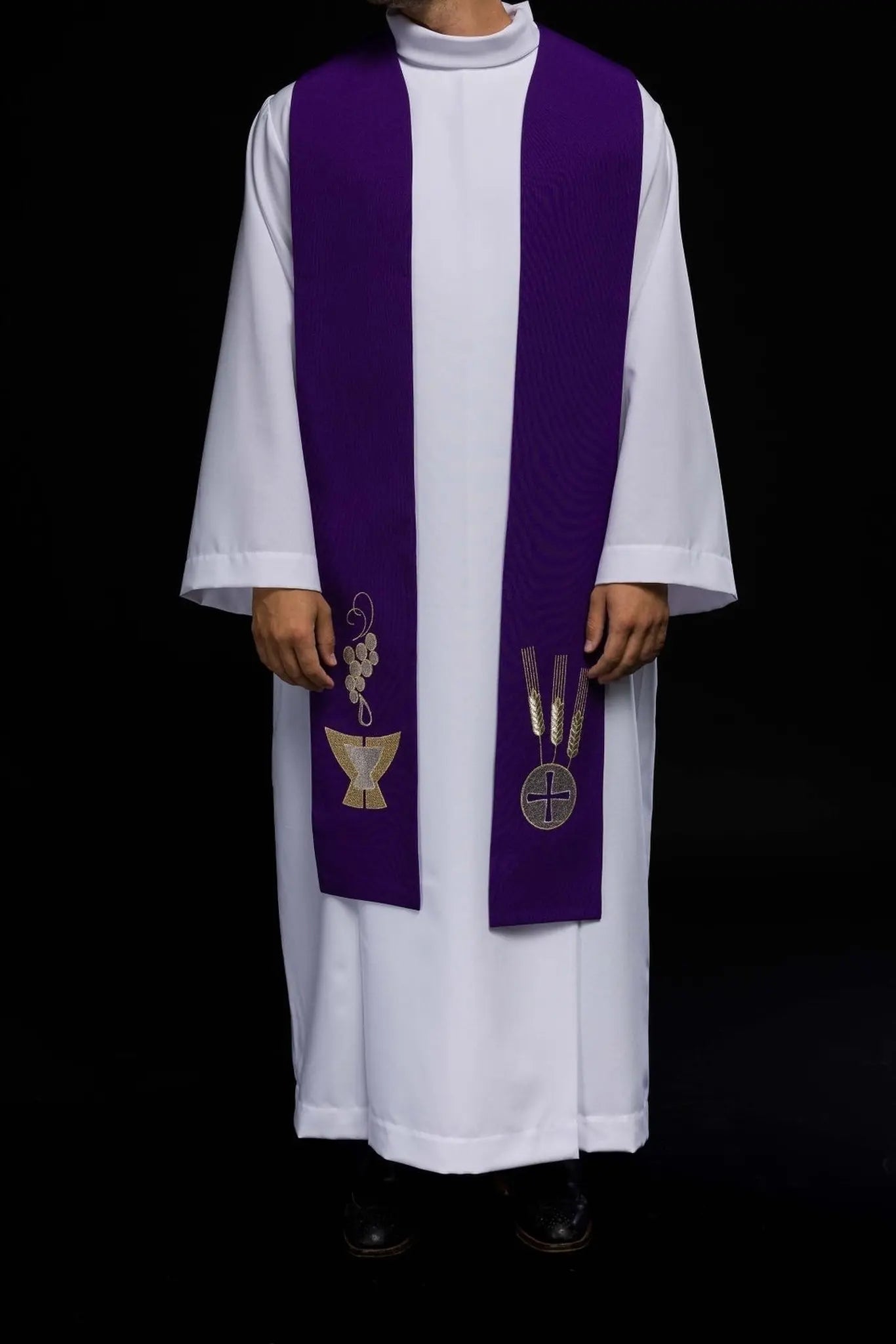 Stuła kapłańska fioletowa z haftem eucharystycznym