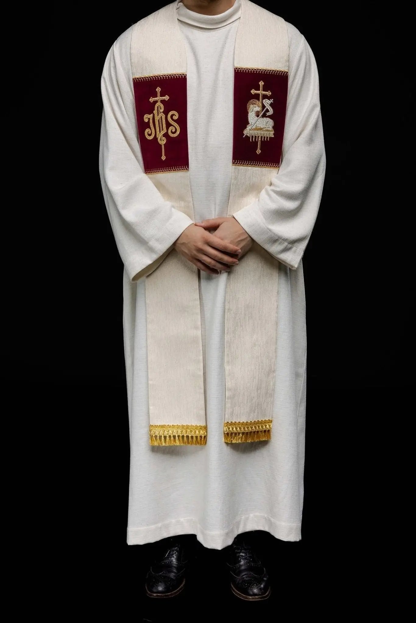 Stuła liturgiczna ecru z haftem Baranka Paschalnego