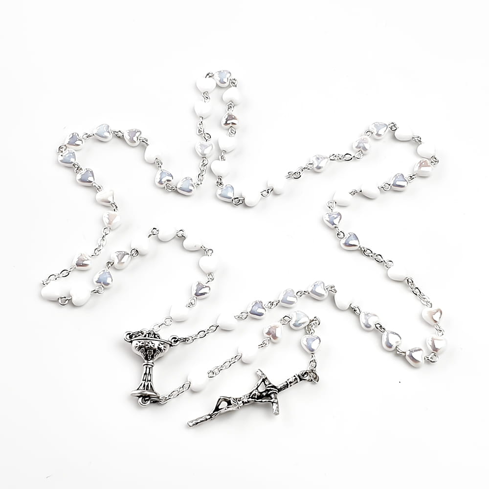 Różaniec opalizujące serca. Na Pierwszą Komunię Świętą.